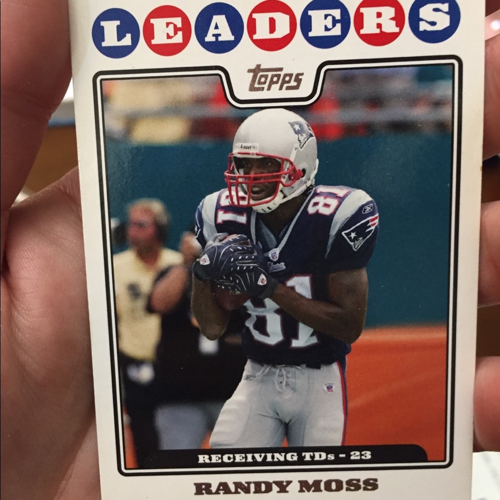 Randy Moss Fleer football card 2008